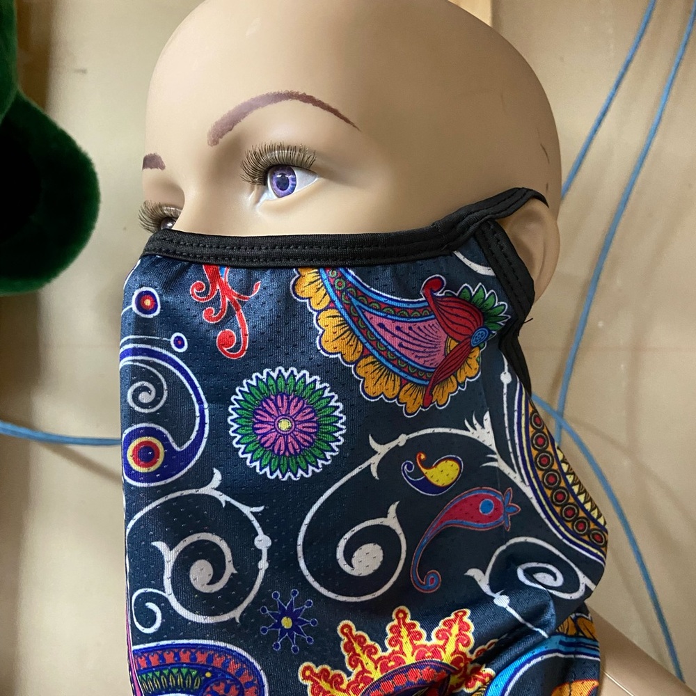 Colorful Paisley Mask - Picture 11 of 11